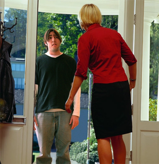 A convicted drug user in Kenner, LA informs his neighbor that he has the number of a guy.